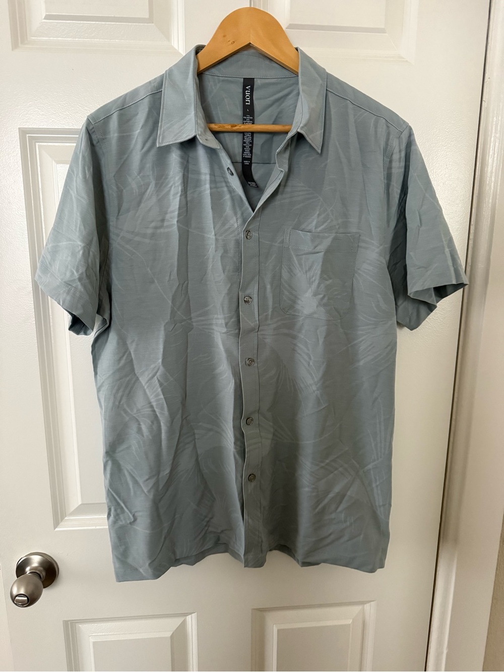 NWT Vuori Men’s Short Sleeve Bridge Button Down Size Large